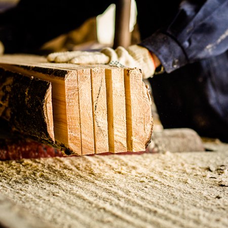 Sawmill machine operator