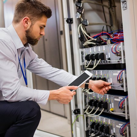 Electronics technician